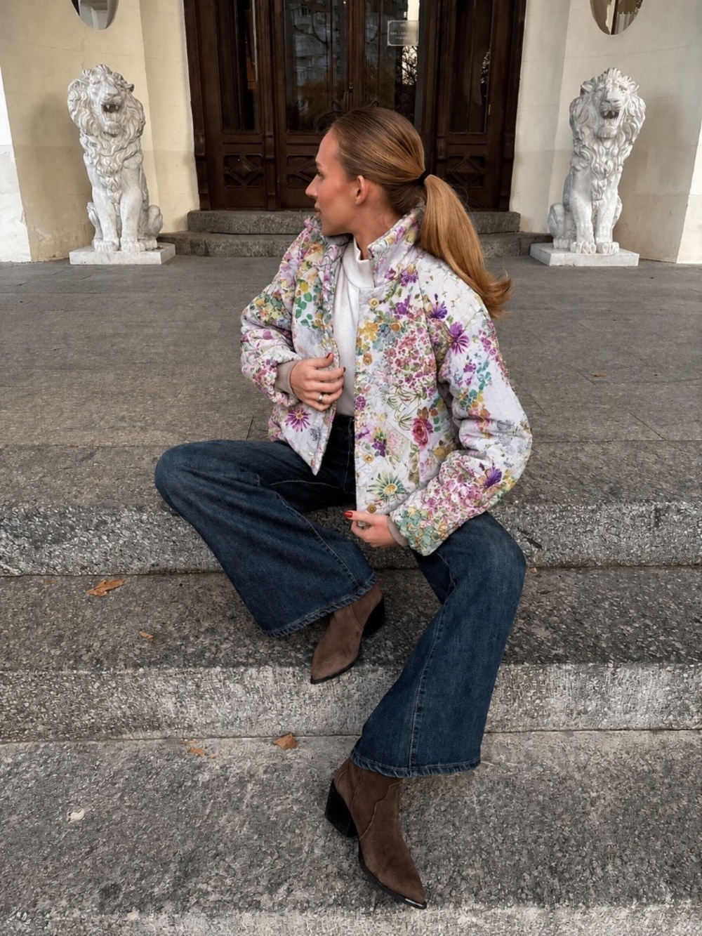 Vintage Quilted Patchwork Cropped Coat Size Medium Floral Boxy Boho
